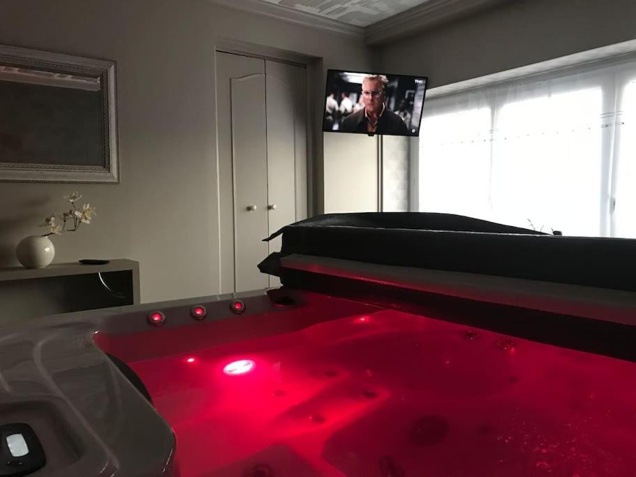 Maison Avec Jacuzzi Privatif Cambrai Exteriér fotografie